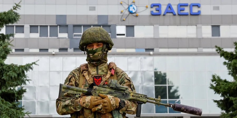Енергетики відновили ЛЕП-750 на&nbsp;ЗАЕС (Фото: REUTERS/Alexander Ermochenko)
