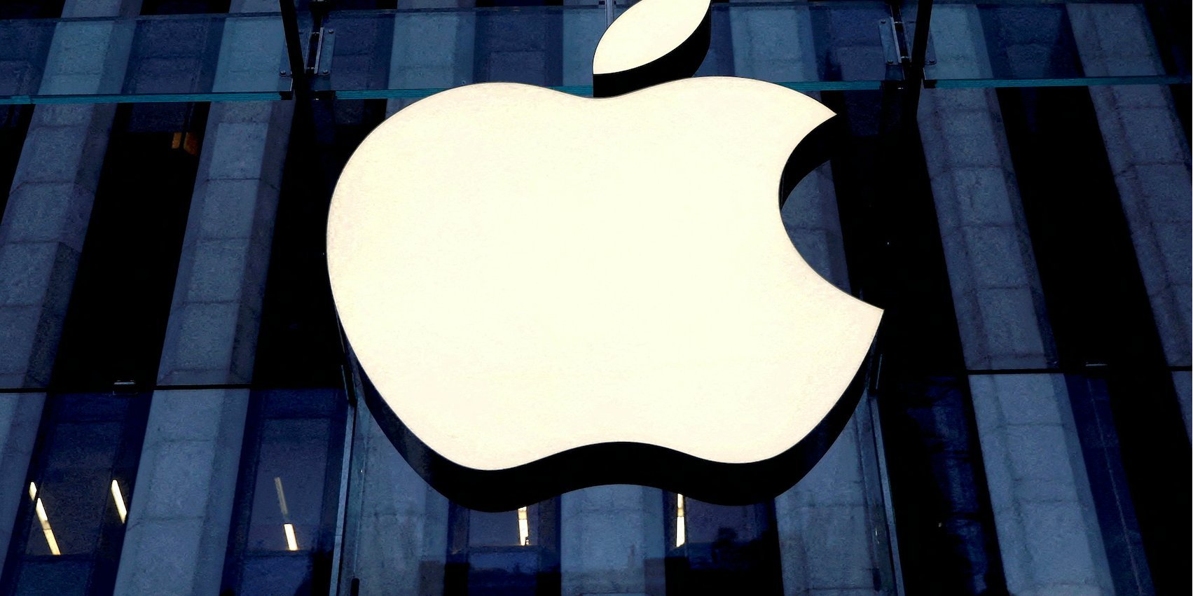 Apple готовит новую линейку компьютеров (Фото: REUTERS/Mike Segar/File Photo)