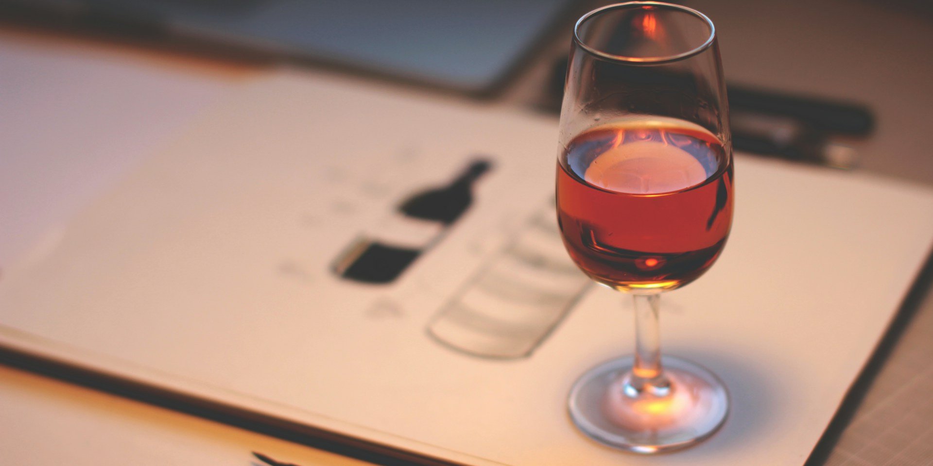 Оберіть українське вино до м’яса на грилі (Фото: Unsplash/L E)