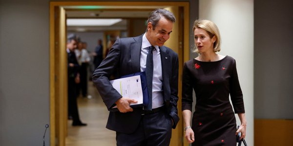 Primer Ministros griegos y estonios (Foto:REUTERS/Johanna Geron)