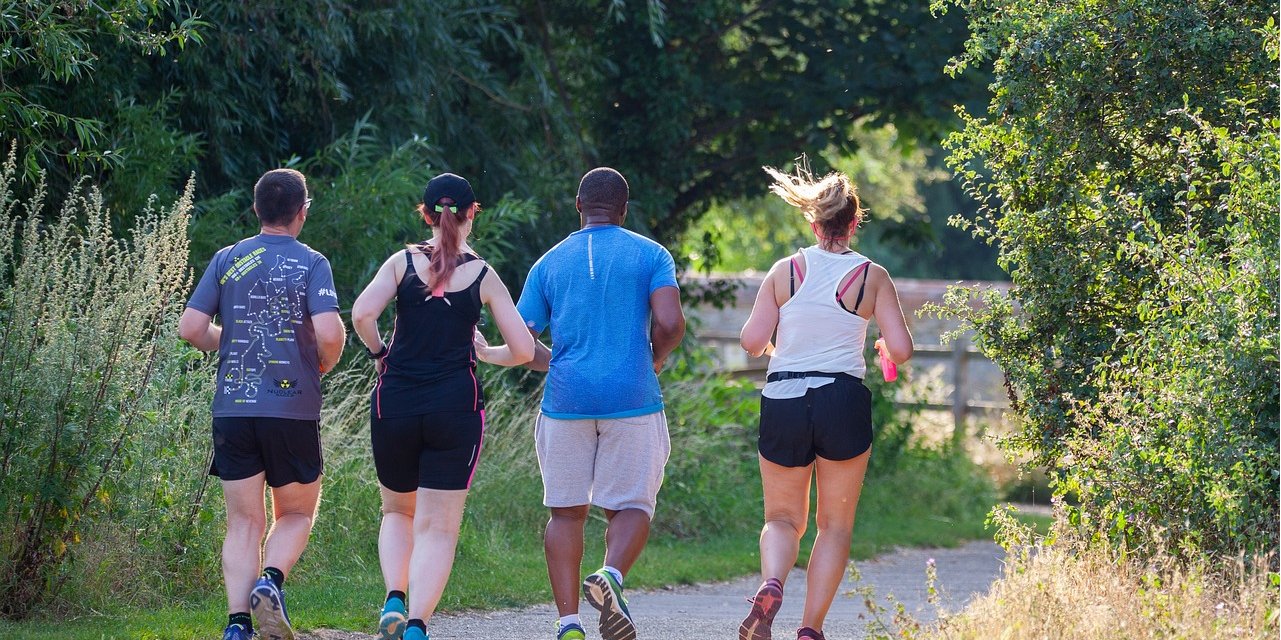 Четыре фактора — отказ от курения, регулярная физическая активность, достаточный сон и здоровое питание — составляют оптимальную комбинацию образа жизни. (Фото: pixabay)