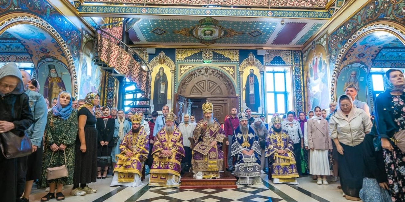Богослужіння в&nbsp;Українській православній церкві Московського патріархату (Фото: УПЦ / Facebook)