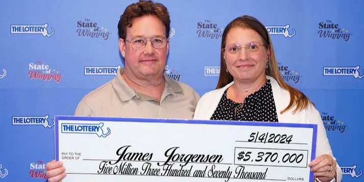 Щасливчик вирішив отримати джекпот як одноразовий платіж (Фото: Massachusetts Lottery / Fox News)