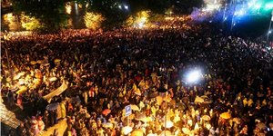 Демонстранти проводять мітинг на знак протесту проти законопроєкту про «іноземних агентів» у Тбілісі, Грузія, 11 травня 2024 року (Фото:REUTERS/Irakli Gedenidze)