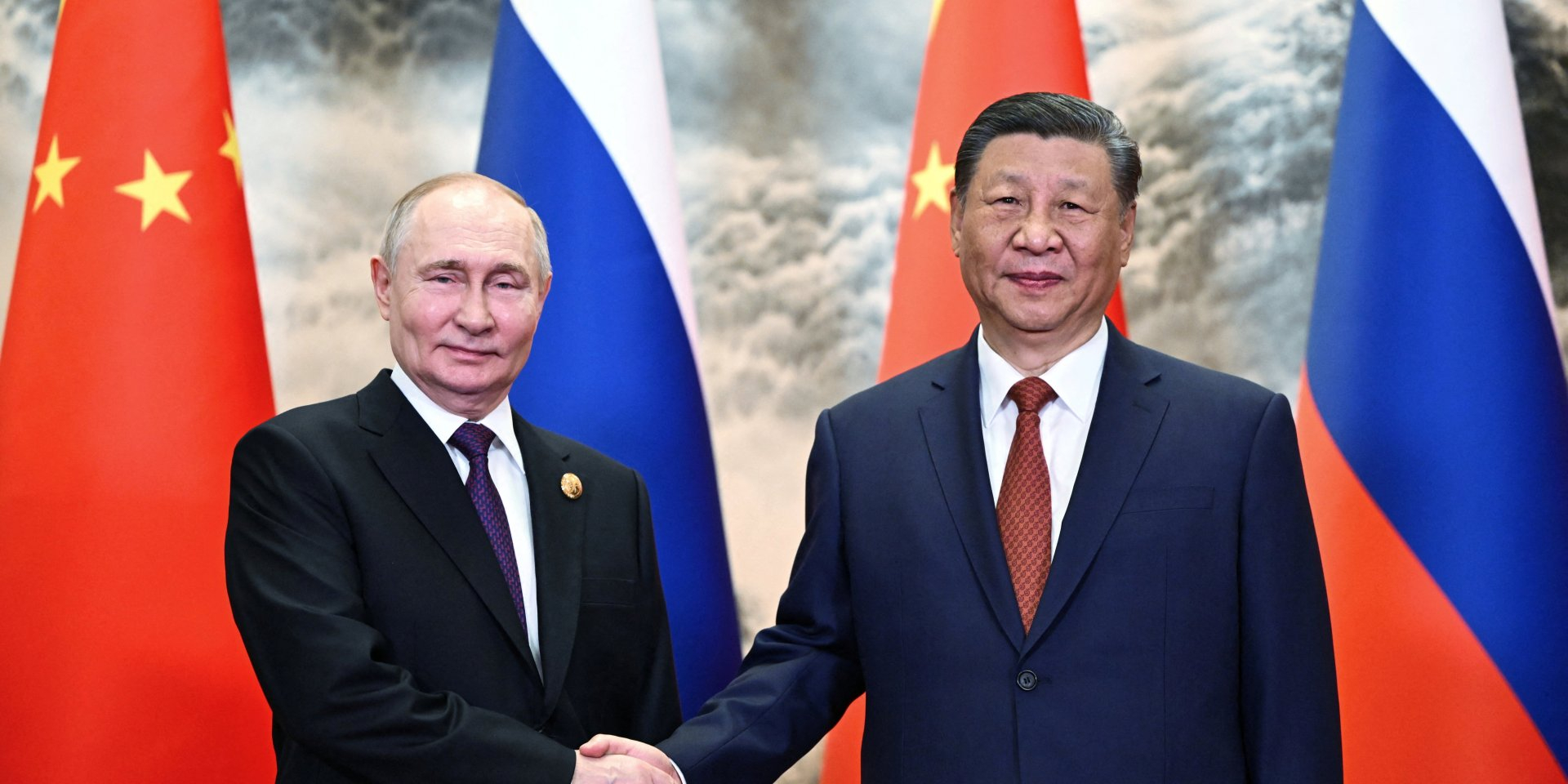 Russian dictator Vladimir Putin and Chinese leader Xi Jinping (Photo: Sputnik/Sergei Guneev/Pool via REUTERS)