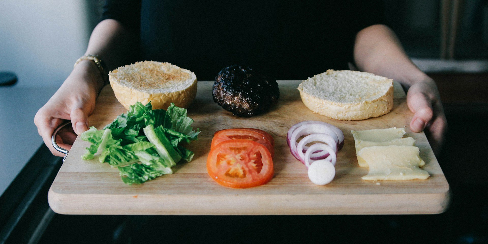 Почему не вся еда без мяса — полезная (Фото: Unsplash/emy)