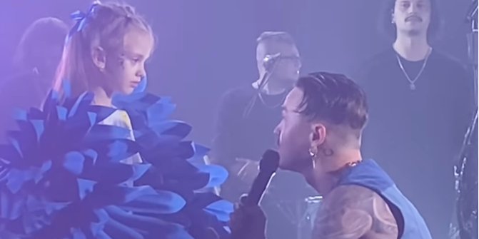 Благотворительный концерт Артема Пивоварова в Неаполе (Фото: Instagram pivovarovmusic)