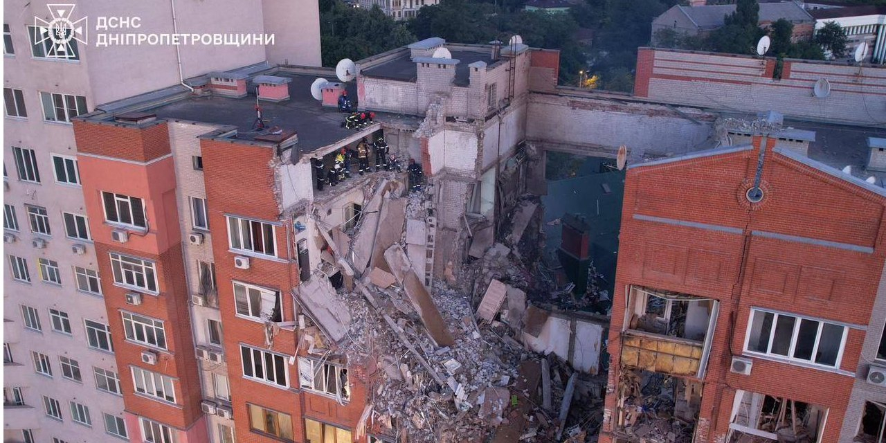 In Dnipro, the number of people injured in a Russian missile strike has increased (Photo: State Emergency Service of Dnipropetrovsk Oblast)