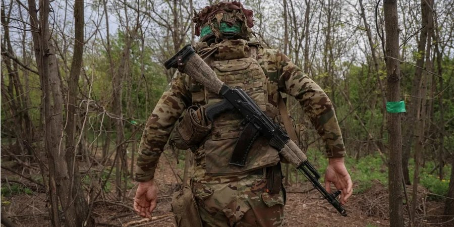Some convicts will be allowed to join the Armed Forces after the court's decision (Photo: REUTERS/Oleksandr Ratushniak)
