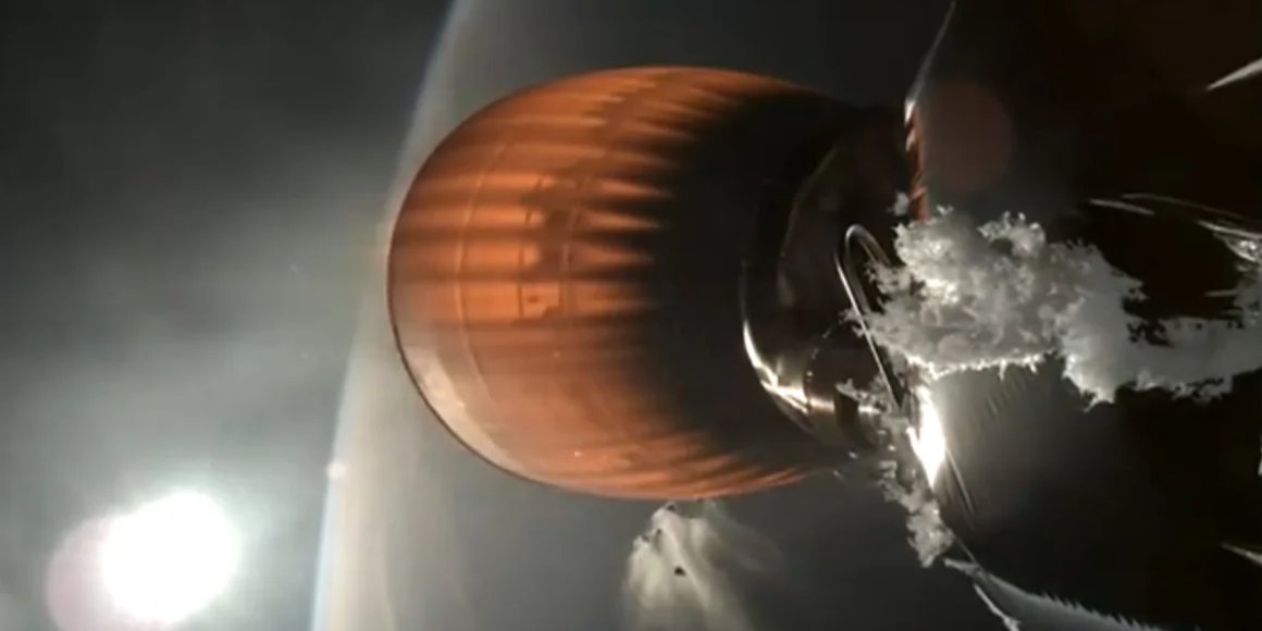 SpaceX Starlink (Фото: Скриншот видео SpaceX)