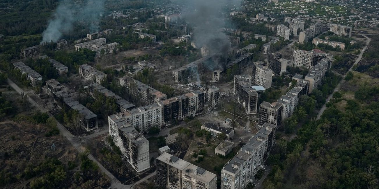 War-torn Toretsk (Photo: Instagram libkos)