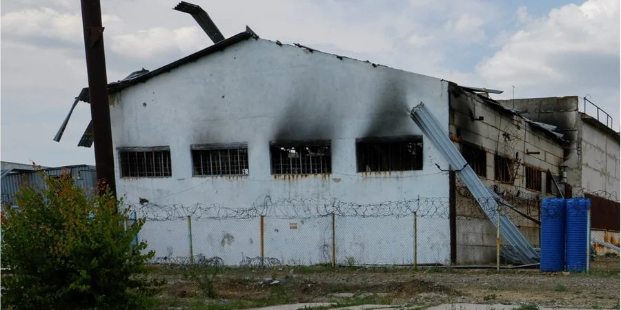Burned down POWs' barrack in Olenivka (Photo: REUTERS / Alexander Ermochenko)