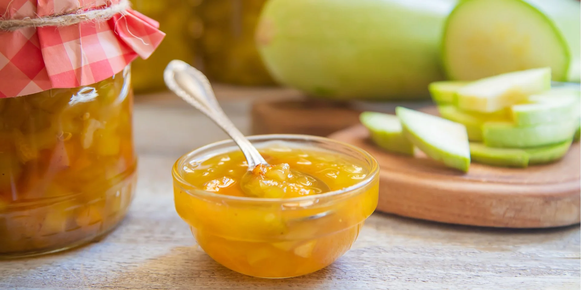 Кабачковое варенье с лимоном, имбирём и корицей