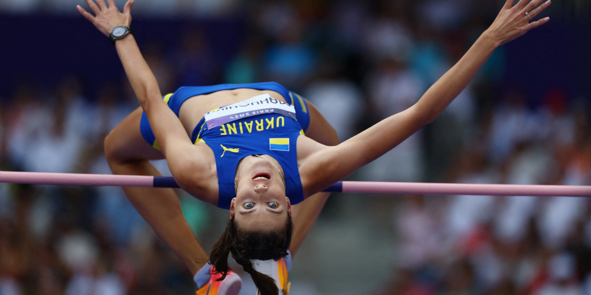 Yaroslava Mahuchikh started the competition (Photo: REUTERS/Kai Pfaffenbach)