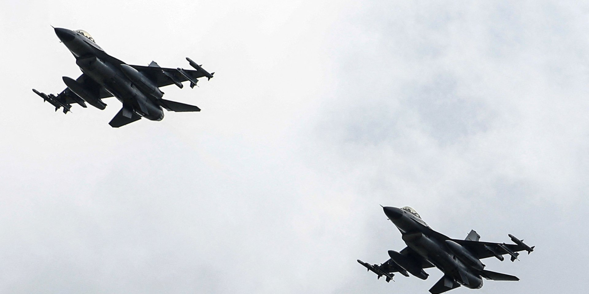 Ukrainian F-16 fighters (Photo: REUTERS/Valentyn Ogirenko)