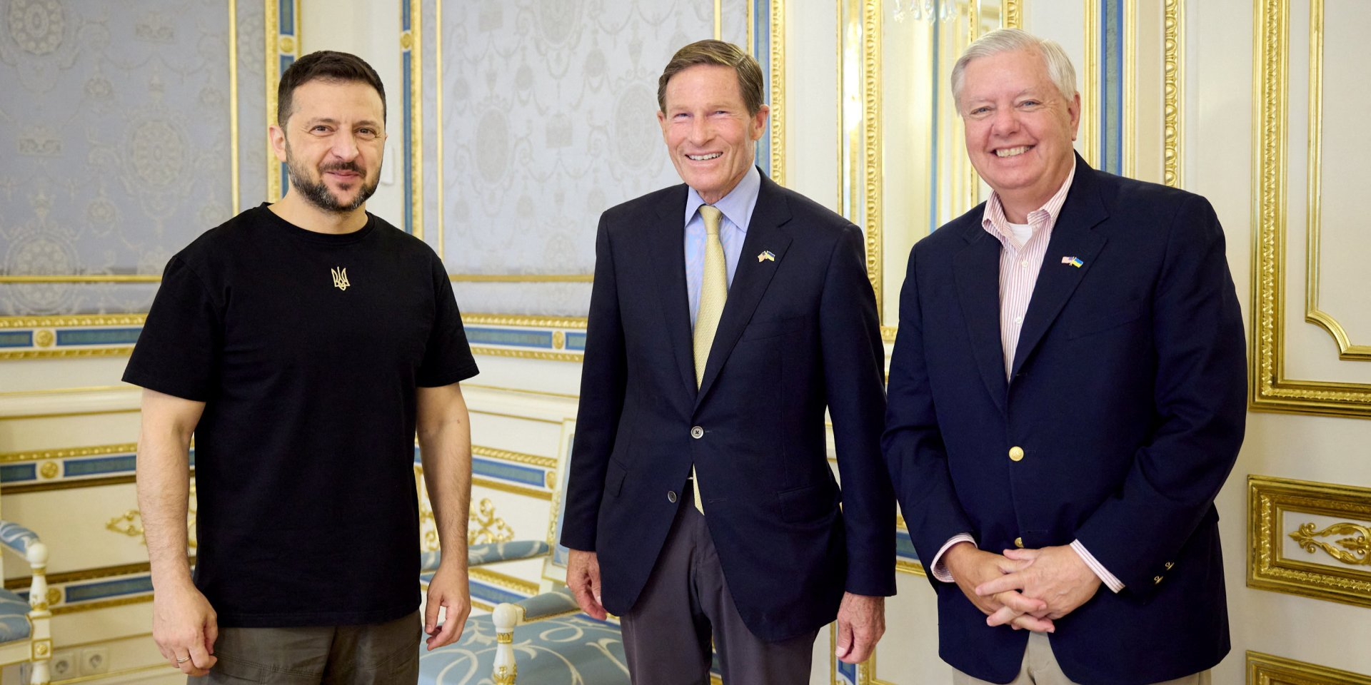Ukrainian President Volodymyr Zelenskyy with U.S. Senators Richard Blumenthal and  Lindsey Graham (Photo: Ukrainian Presidential Press Service/Handout via REUTERS)