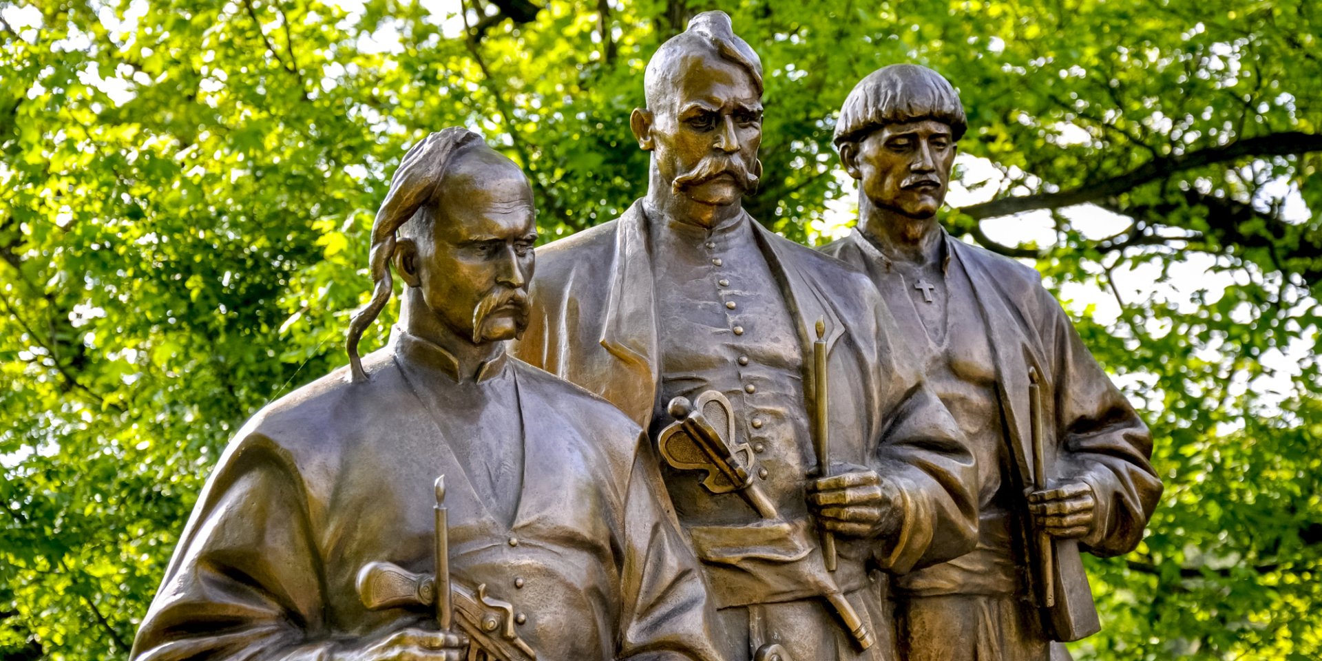 Вісім українських прізвищ, які пішли від козаків: перевір своє (Фото: azoth/depositphotos)