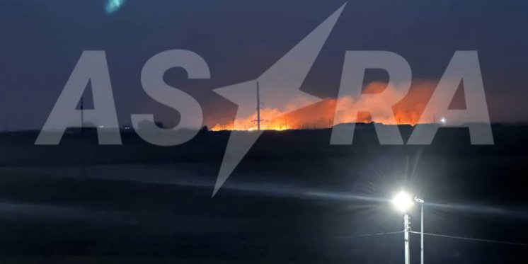 A fire broke out at the airfield (Photo: t.me/astrapress)