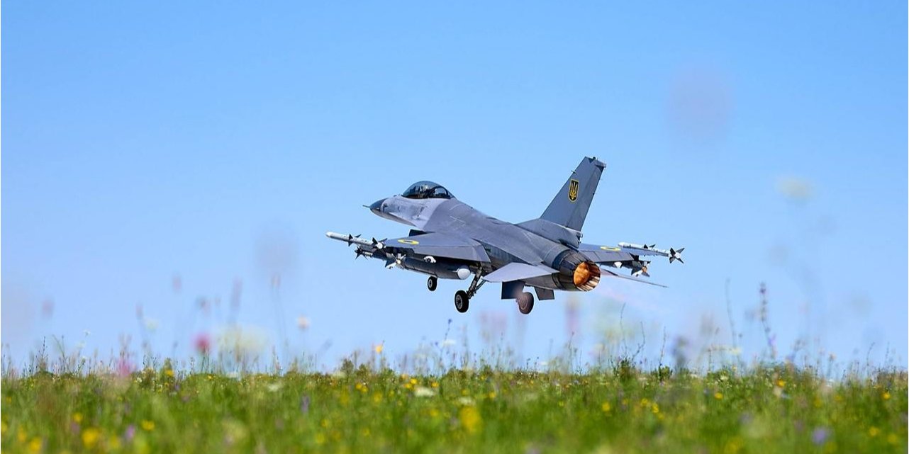 F-16 (Фото: Володимир Зеленський/Facebook)
