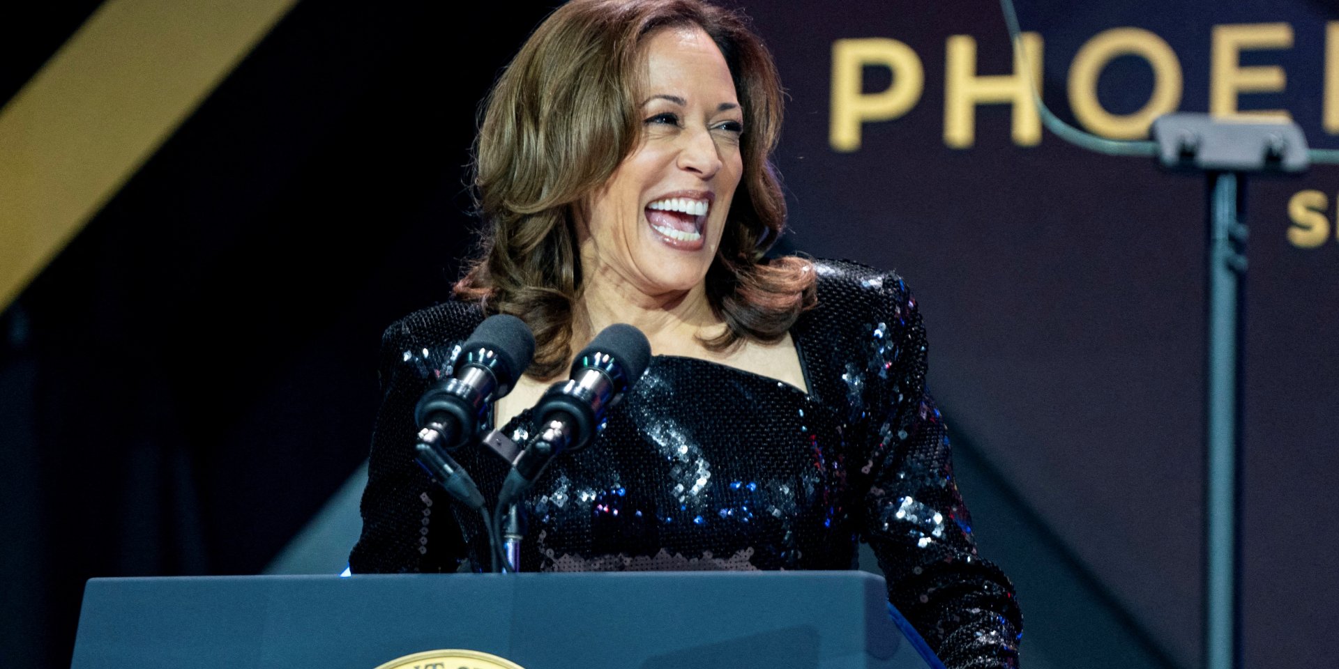 Камала Гарріс на вечері з нагоди вручення премії Phoenix Awards від Congressional Black Caucus Foundation (Фото: REUTERS/Bonnie Cash)