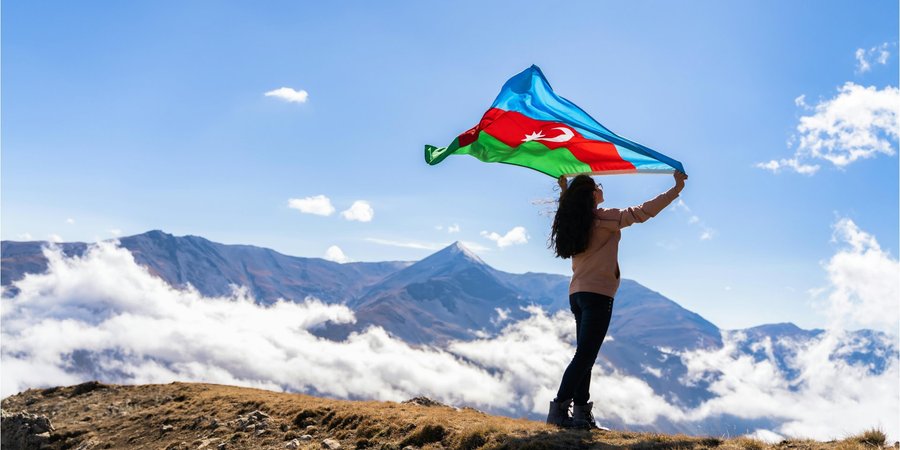 Легко запомнить. Как правильно назвать жителей Азербайджана