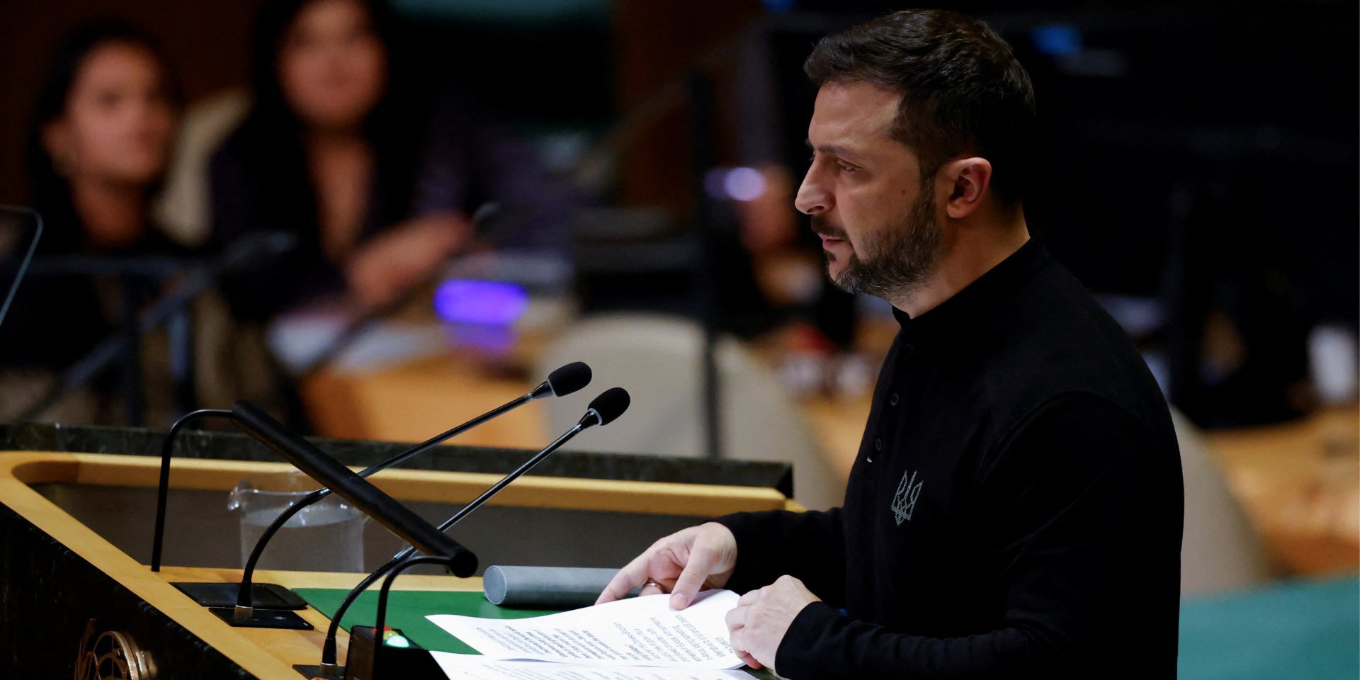 Zelenskyy Warns of Energy Crisis as Russia Destroys Ukrainian Power