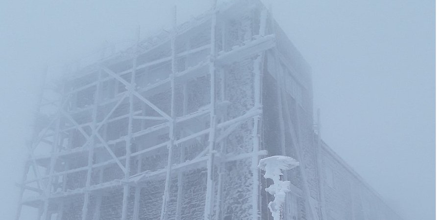 В&nbsp;Карпатах на&nbsp;горе Поп Иван выпал первый снег&nbsp;&mdash; фото, видео