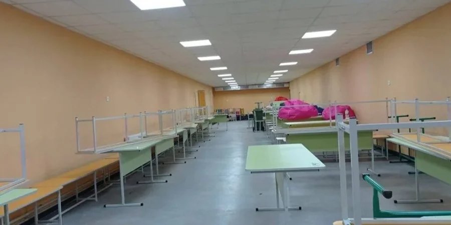 Укрытие в одной из киевских школ (Фото: КГВА/Telegram)