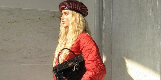 В отличии от «пляжных» волн, волны «русалки» более свободные и легкие, но имеют суперглянцевый финиш (Фото: instagram.com/emilisindlev)