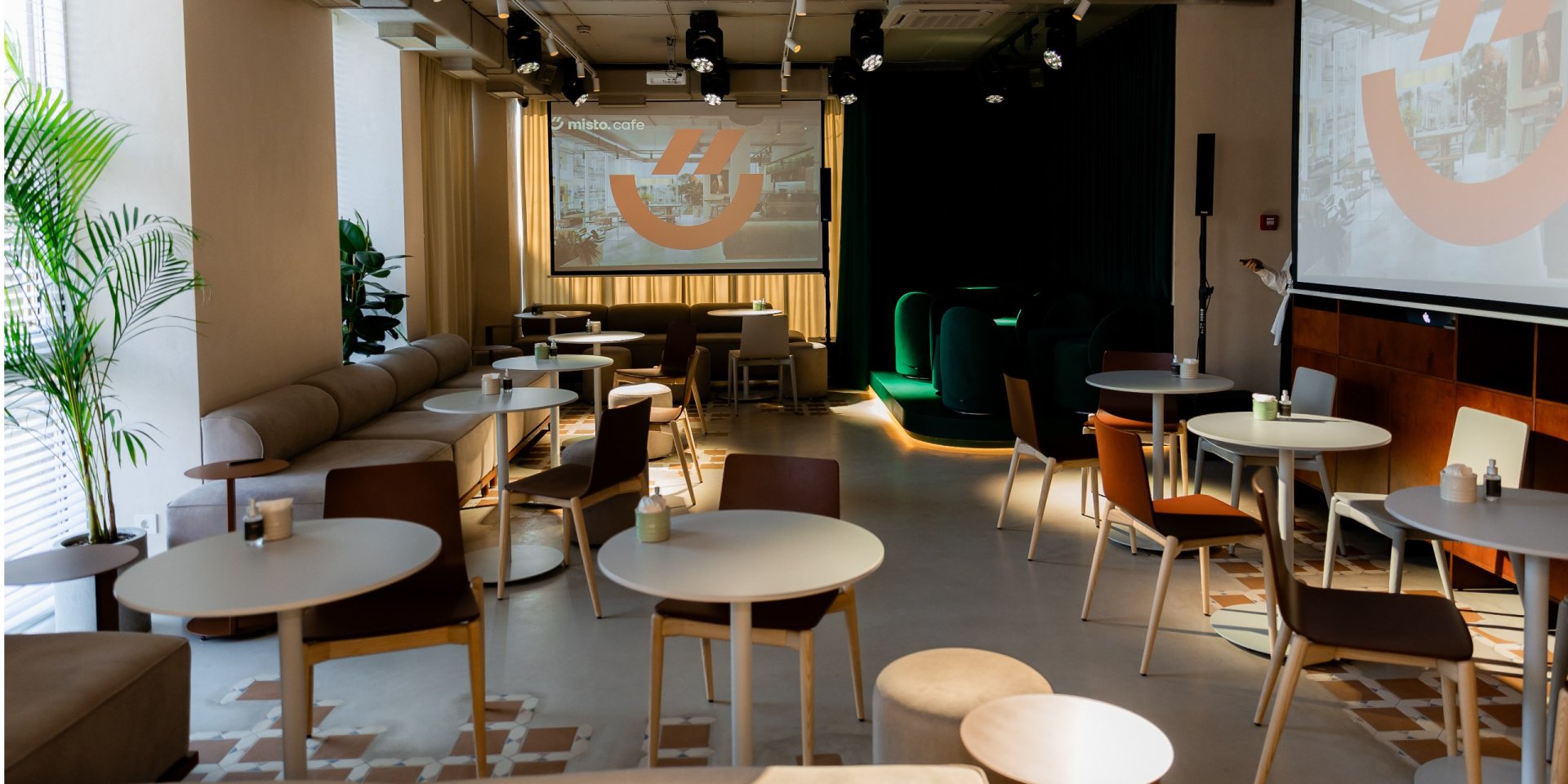 Інтер'єр misto.cafe (Фото: Надано пресслужбою misto.cafe)