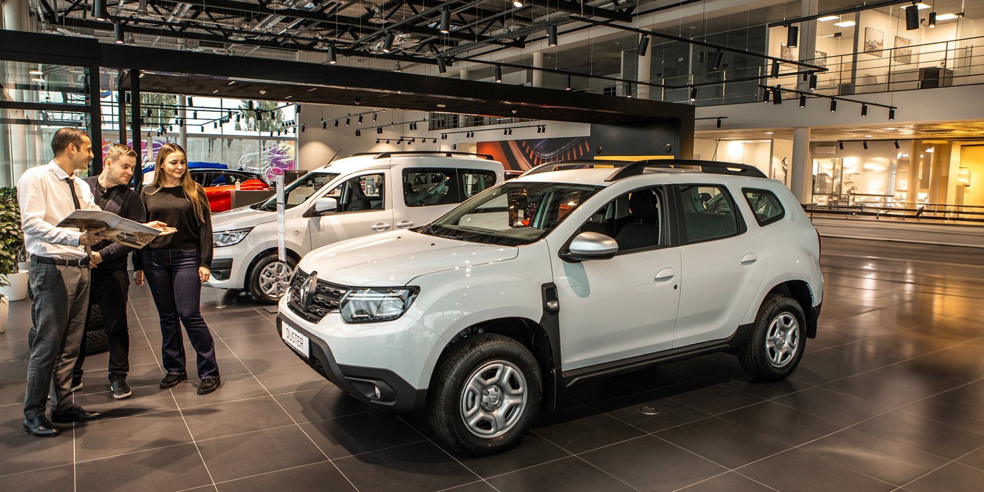 Перше місце: За дев’ять місяців 2024 року саме кросовер Renault Duster найчастіше купували українці з-поміж інших нових авто із салону — з січня по вересень включно 4 935 цих моделей знайшли свого першого власника (Фото: Олександр Медведєв / NV)