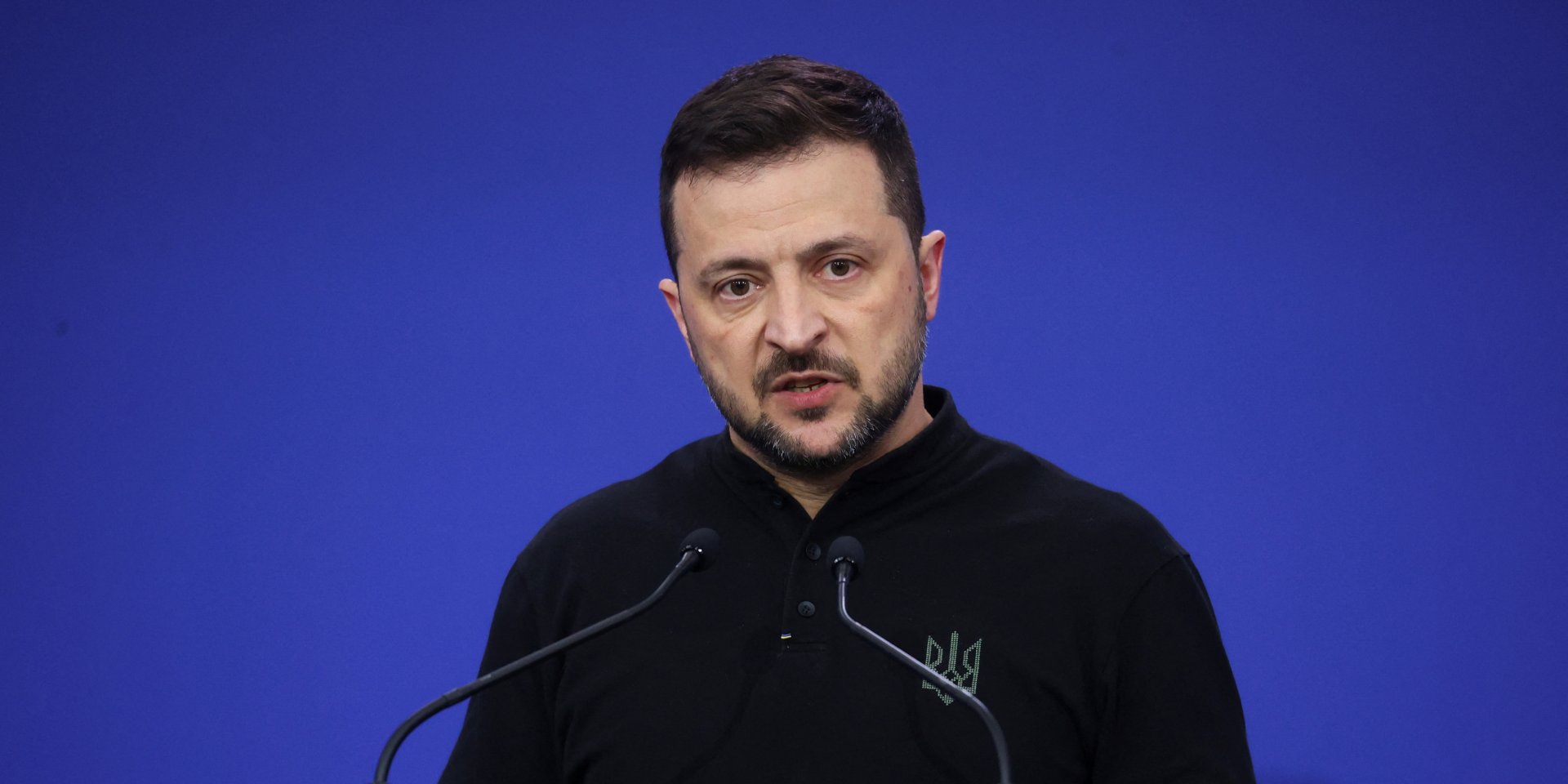 Володимир Зеленський заявив, що підпише закон про цивільні партнерства, коли Верховна Рада його ухвалить (Фото: REUTERS/Bernadett Szabo)