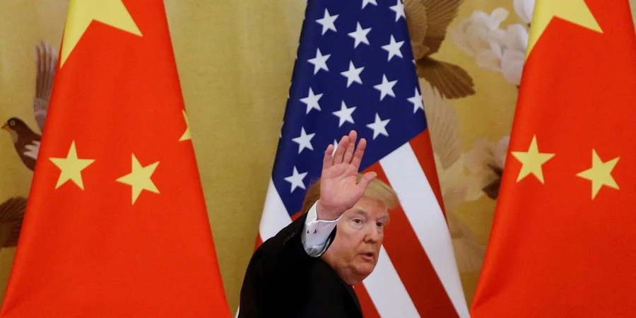 Following Donald Trump's victory in presidential election, Chinese banks have begun to block payments to Russian companies through India, the UAE, and Hong Kong (Photo: REUTERS/Thomas Peter/File Photo)