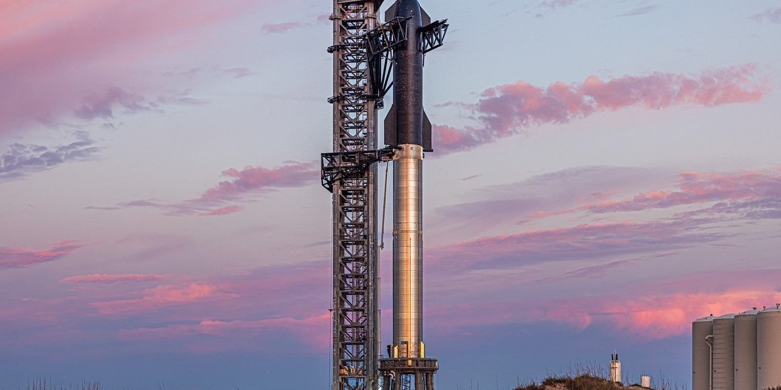 SpaceX будет запускать Starship десятки раз в год (Фото: SpaceX)