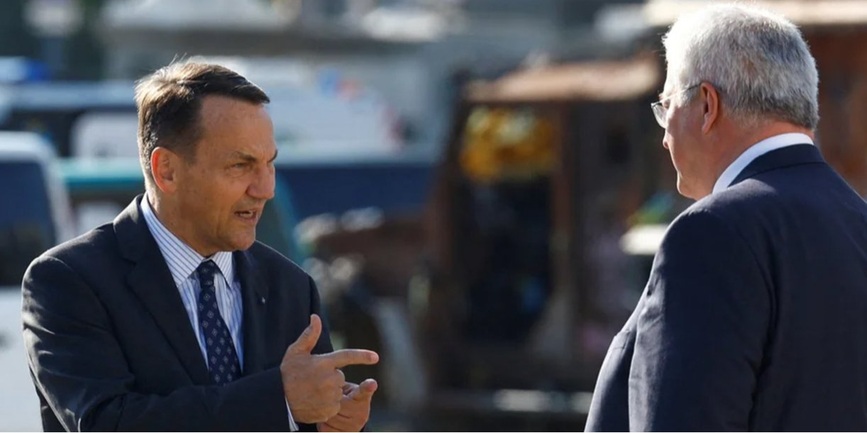 Polish and Ukrainian Foreign Ministers Radosław Sikorski and Andrii Sybiha in Kyiv, Sept. 13, 2024 (Photo: REUTERS/Valentyn Ogirenko)