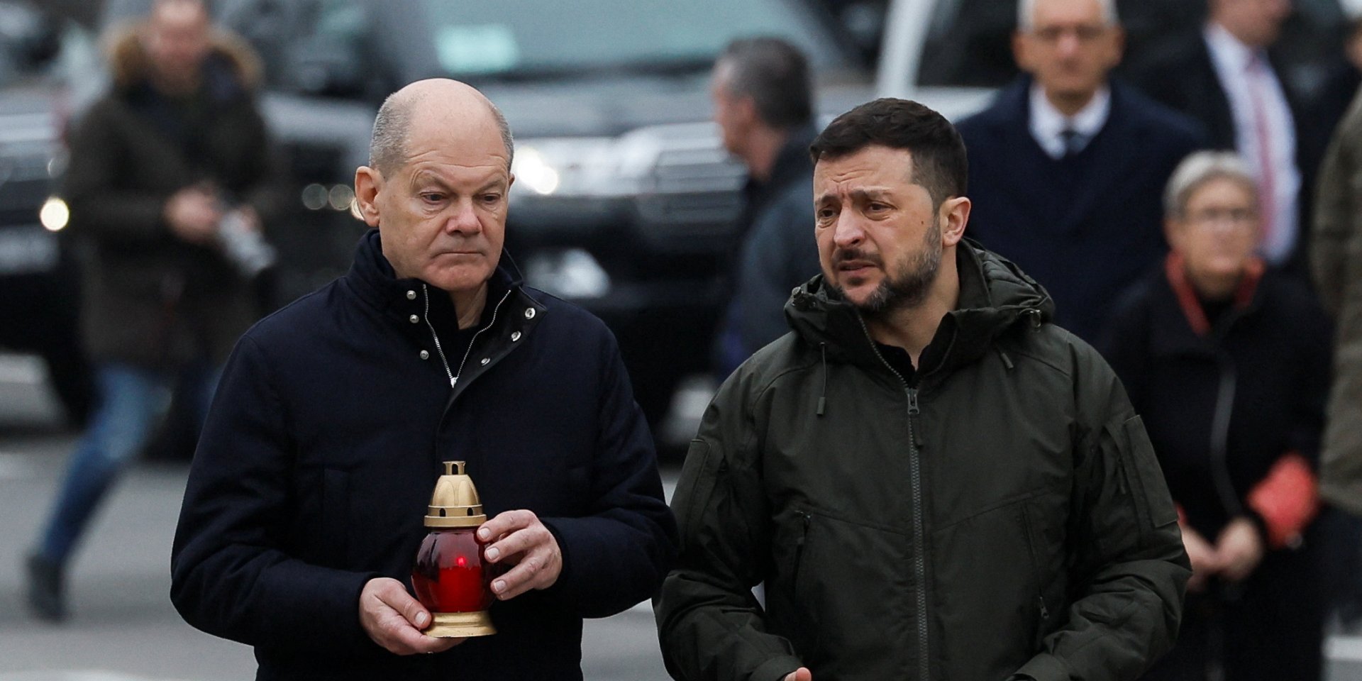 Канцлер Німеччини Олаф Шольц та&nbsp;президент України Володимир Зеленський у&nbsp;Києві. 2 грудня 2024 року (Фото: REUTERS/Gleb Garanich)