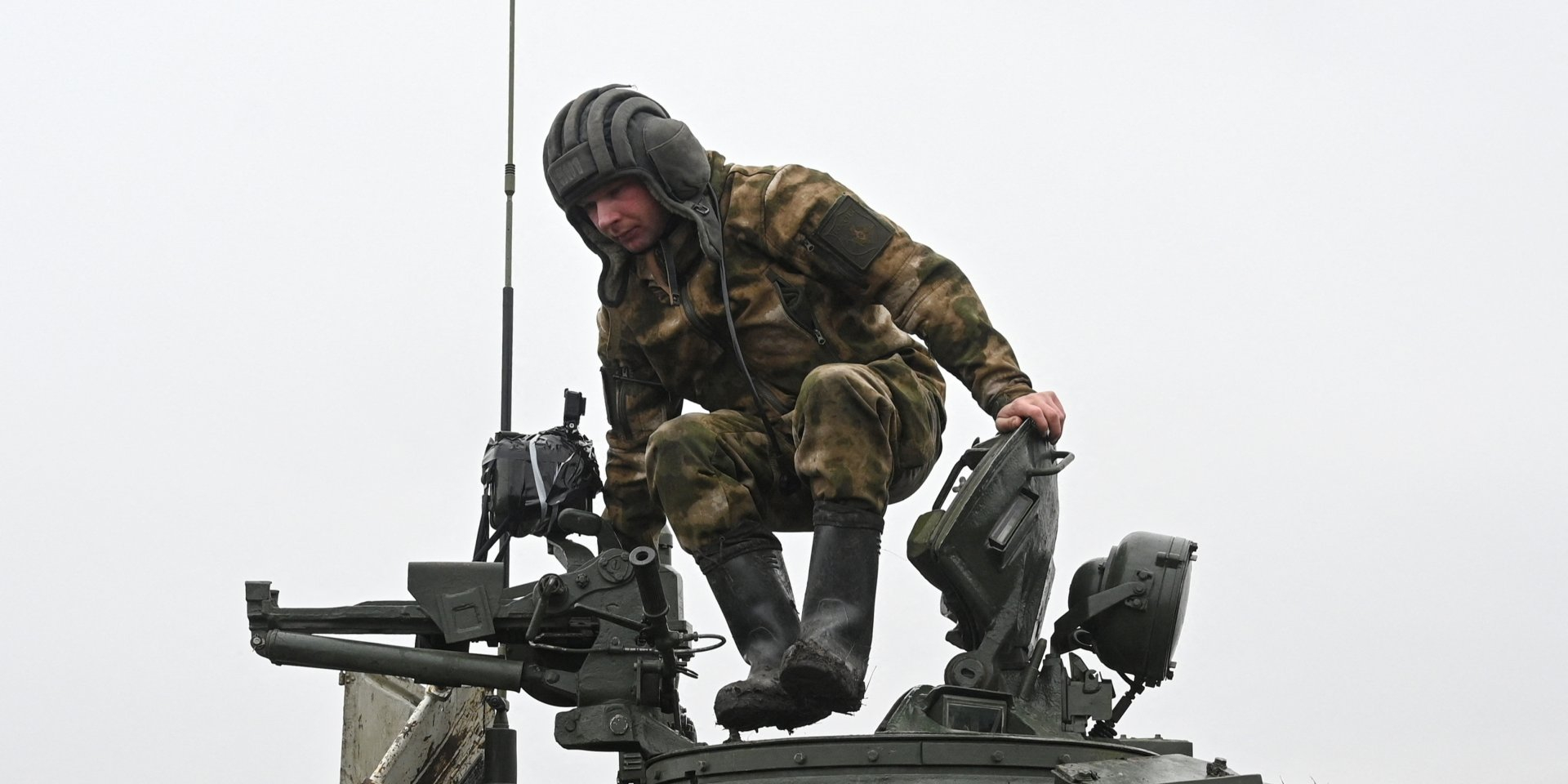 Russian soldier (Photo: REUTERS/Sergey Pivovarov)