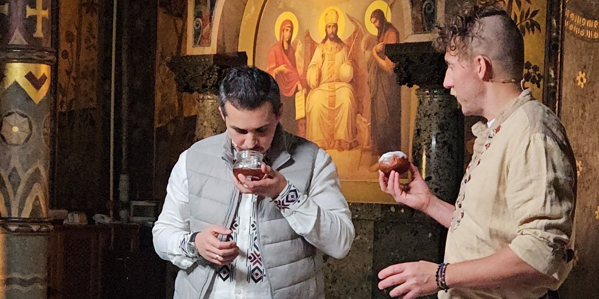 На зйомках програми Реальна історія, знятої у Трапезній палаті (Фото: @Анастасія Конорчук/NV)