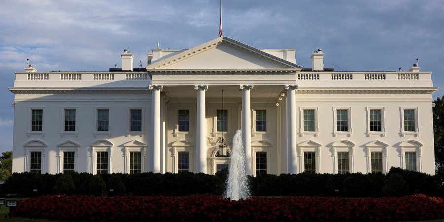 Білий дім (Фото: Kevin Mohatt / REUTERS)