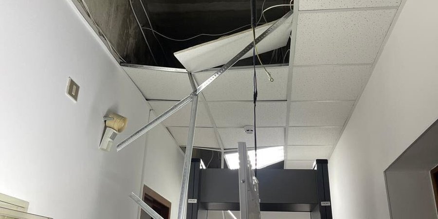 &laquo;Это пересечение всех красных линий&raquo;. В&nbsp;Киеве в&nbsp;результате ракетных ударов повреждены посольства шести стран&nbsp;&mdash; МИД Украины