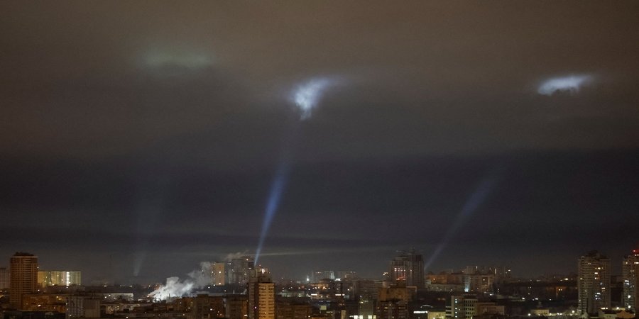 В Украине объявили воздушную тревогу из-за российских БПЛА, в Херсоне и Павлограде прогремели взрывы