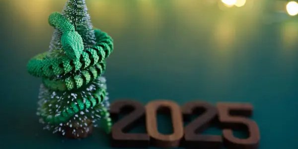 Год Зеленой Древесной Змеи (Фото: depositphotos.com)