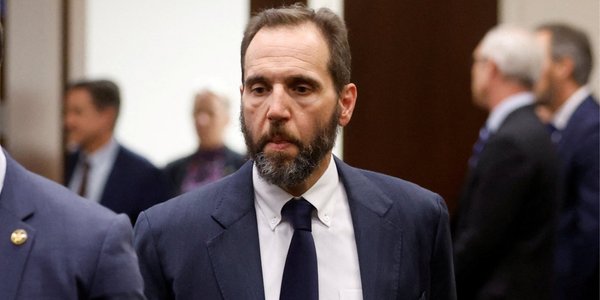 Справи про Трампа — Спецпрокурор, який вів розслідування, подав у відставку / NV