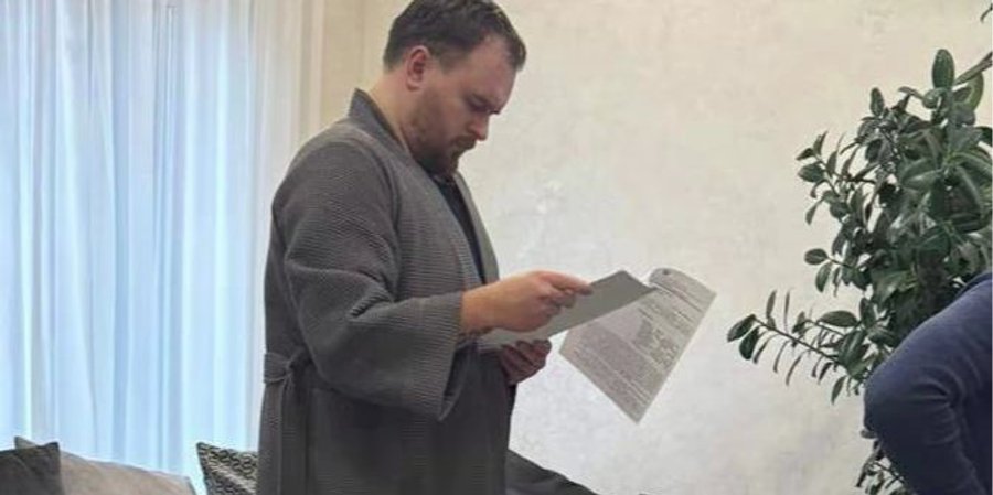 Работал на&nbsp;каналах Медведчука: СБУ провела обыски у&nbsp;телеведущего и&nbsp;блогера Макса Назарова