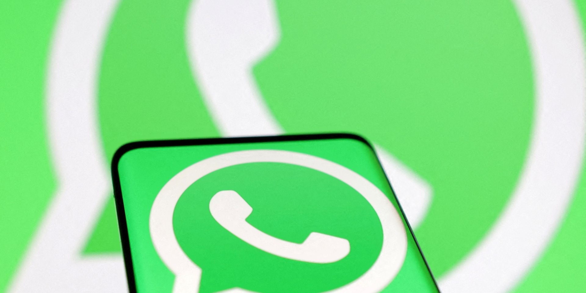 WhatsApp обнаружил масштабный шпионаж за пользователями (Фото: REUTERS/Dado Ruvic/Illustration/File Photo)