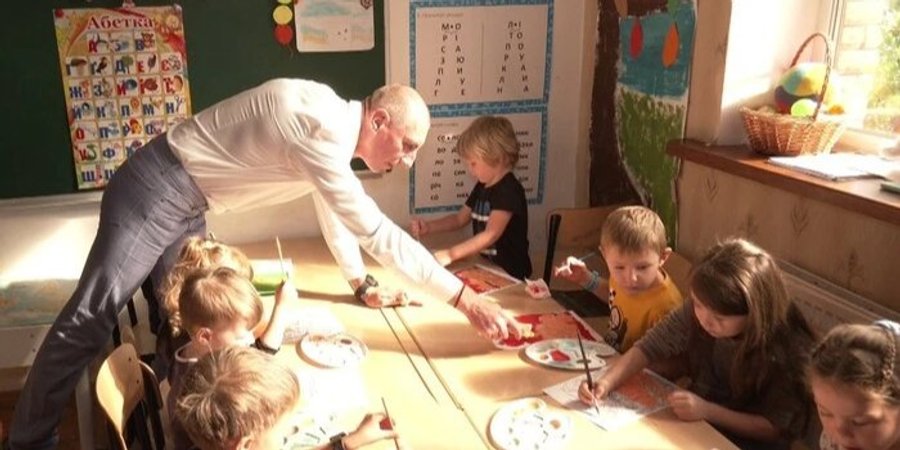 Дояр и&nbsp;нянь. Присущи&nbsp;ли украинскому языку &laquo;обратные&raquo; к&nbsp;феминитивам слова