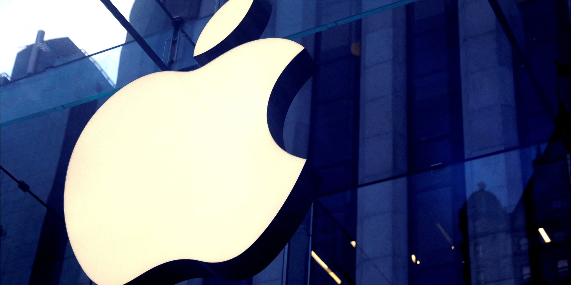Apple готовит существенные изменения в своей линейке смартфонов (Фото: REUTERS/Mike Segar)