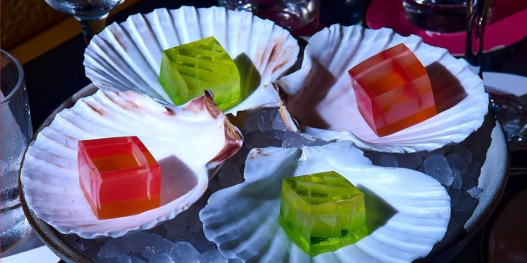 Miladys bar бары с шотами в мире (Фото: Instagram @viridianbar)