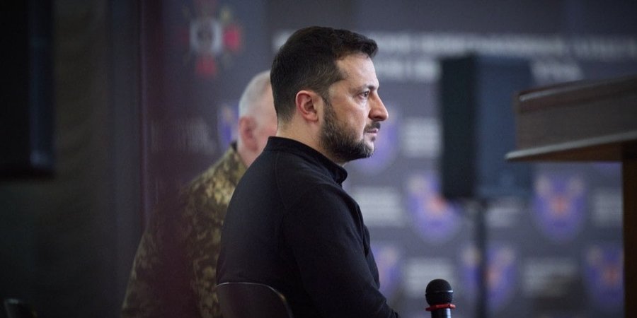 Украина должна решать, кто должен быть за&nbsp;столом переговоров&nbsp;&mdash; Зеленский