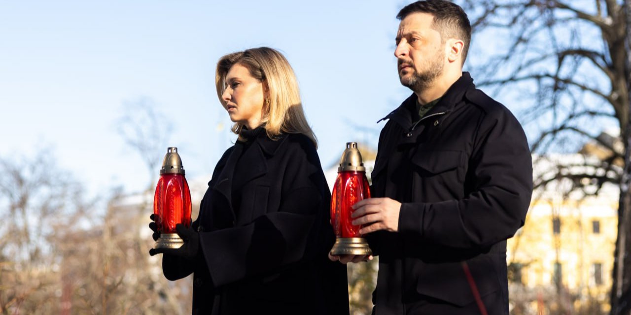 Олена і Володимир Зеленський вшанували пам’ять героїв Небесної сотні (Фото: @Олена Зеленська/Telegram)